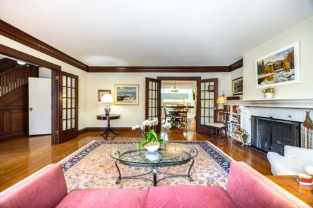 For Lease - 241 Forest Hill Road, Toronto, Ontario - Photo 3