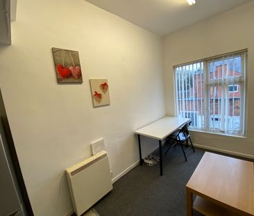 1 Bed Flat, Dartford Rd, LE2 - Photo 5