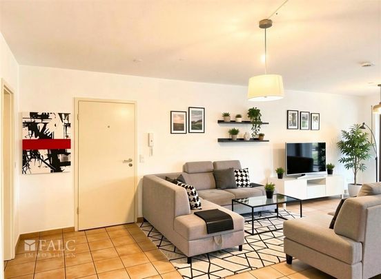 Wohnen im Grünen – Gepflegte Wohnung mit großer Terrasse - Foto 1