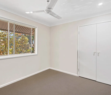 Convenient and Comfortable Townhouse Living - Photo 3