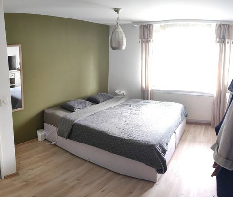 MAISON DE 4 PIÈCES À OBERGLATT (ZH), MEUBLÉE, TEMPORAIRE - Photo 1