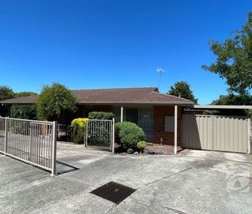LOW MAINTENANCE LIVING IN A PRIME LOCATION! - Photo 2