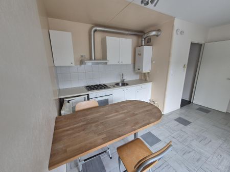 Location Appartement 1 pièce 22m² TULLE 19000 - Photo 4