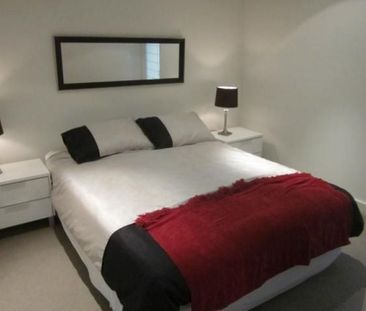 Platinum Southbank 2 bedroom 2 bathroom Apartment available - Photo 5