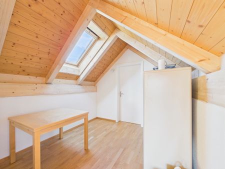 Einzigartige 4.5-Zimmer-Dachwohnung mit Galerie und Weitblick in Kaufdorf - Photo 5