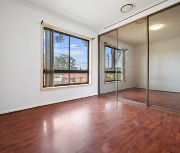 Spacious 3 Bedder Family Home in a Prime Location - Photo 1