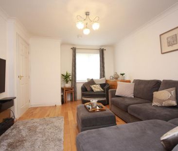 3 bedroom terraced house to rent - Photo 2