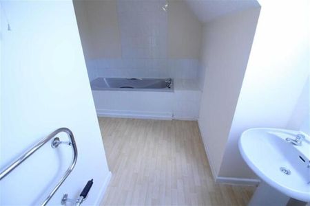 2 bedroom maisonette to rent Bergamot Gardens, Walnut Tree, Milton Keynes, MK7 - Photo 4