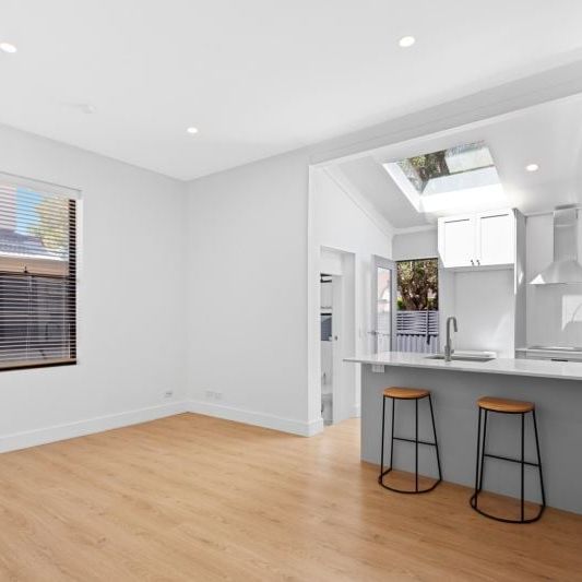 Renovated 3-Bedroom Home in Botany – Ideal for Families or Professionals - Photo 1