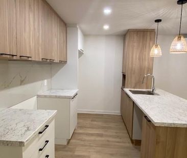 MAGNIFIQUE BACHELOR 3 ½ NEUF / 5 ÉLECTROMENAGERS NEUFS FOURNIS - Photo 3