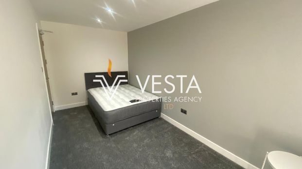 7 bedroom terraced house to rent - Photo 1