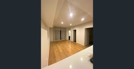 One Bed PLUS FULL Seperate STUDY!! - Photo 2