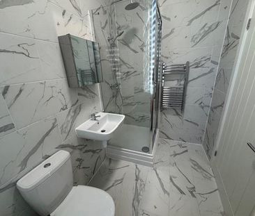 Studio to rent - Photo 6