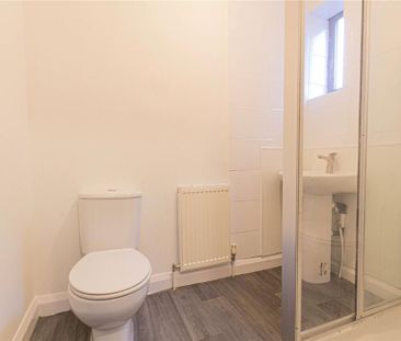 Studio to rent - Photo 6