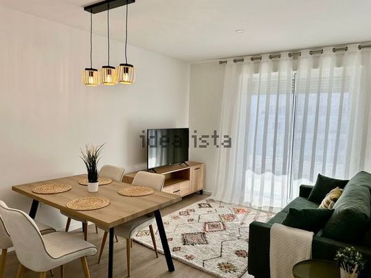 Alquiler de piso en Avenida Miguel de Cervantes s/n - Photo 1