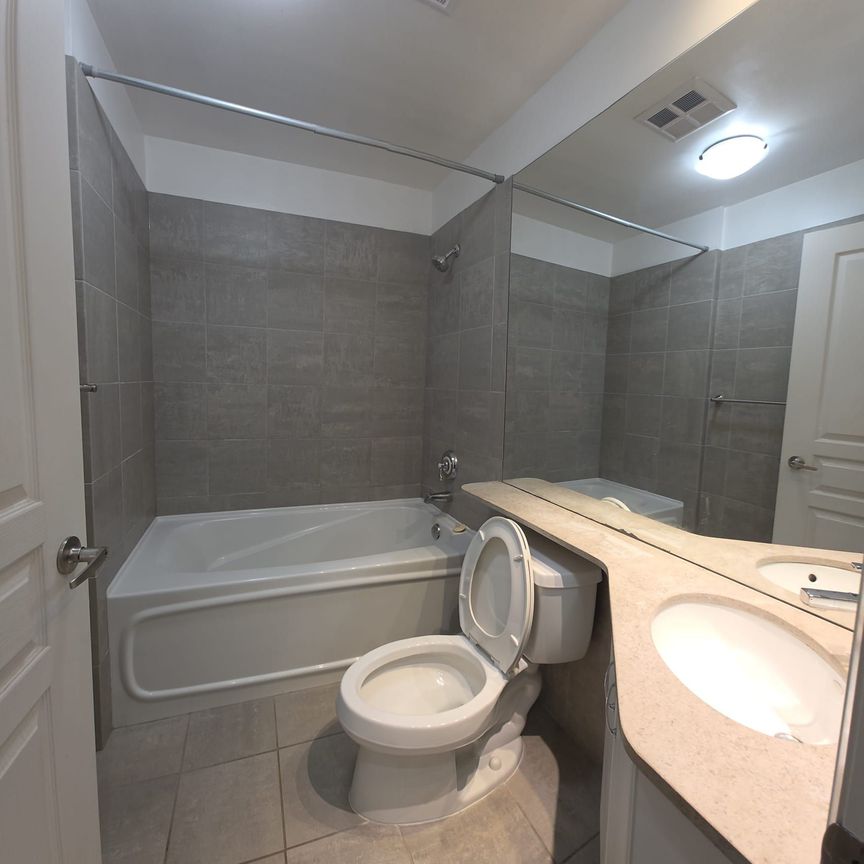 For Lease - 1121 Bay Street Unit# 809, Toronto, Ontario - Photo 1