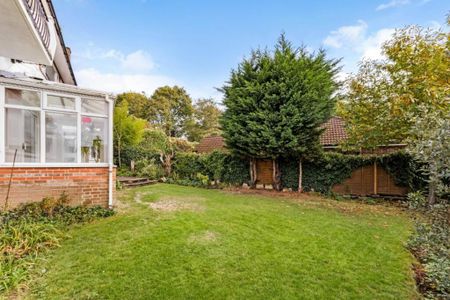 4 bedroom detached house to rent - Photo 5