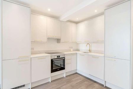 Norbury Crescent, London, SW16 - Photo 3