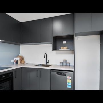 Modern Comfort Meets Easy Living in Riccarton - Photo 1