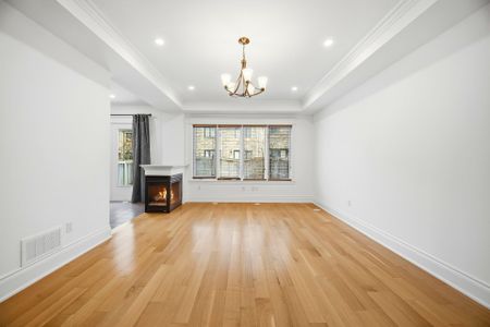 For Lease - 12 Jenny Thompson Court, Richmond Hill, Ontario - Photo 3