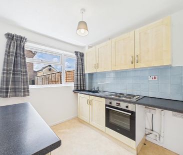 3 bedroom end of terrace house to rent - Photo 6