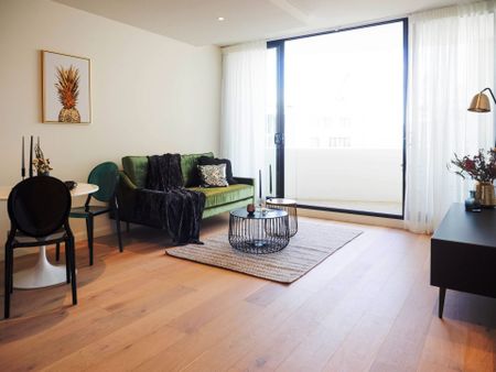 ULTRA MODERN ONE BEDROOM STUDIO APARTMENT - Photo 2