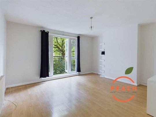 Bletchley Court, Bletchley Street, Old Street, N1 - Photo 1