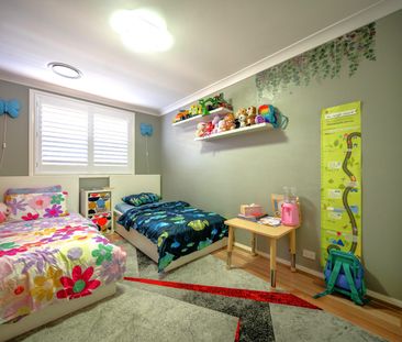 MODERN HOME IN QUIET LOCATION! - Photo 1