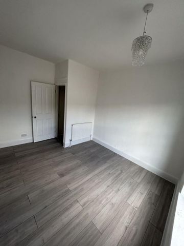 3 bedroom house to rent - Photo 2