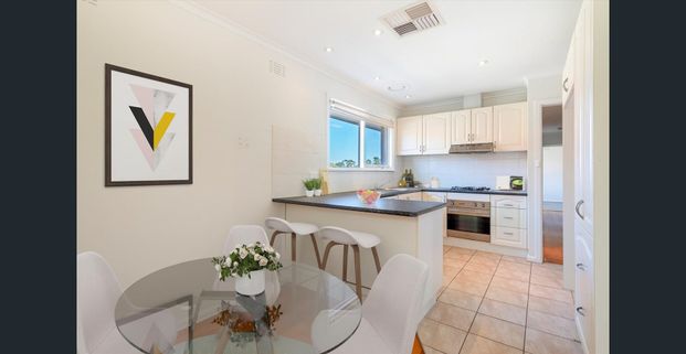 16 Greenville Street, Mooroolbark, Vic 3138 - Photo 1