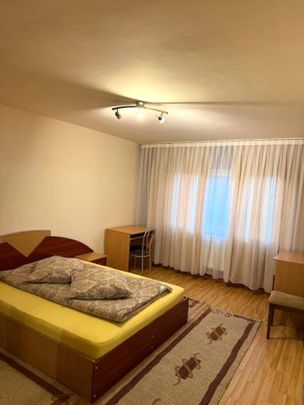 Apartament de inchiriat cu 3 camere, Calea Aradului, Oradea, Bihor - Fotografie 1