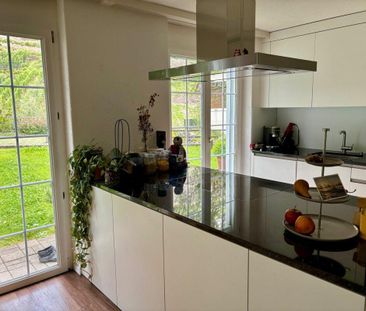 grosse 4.5-Zimmer-Wohnung (112m²) mit Sitzplatz - Foto 5