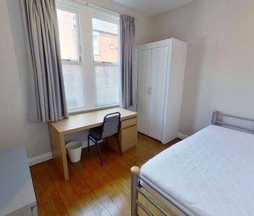 5 bedroom house to rent - Photo 3