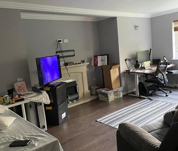 2 Bed Flat, Faygate Court, CR2 - Photo 1