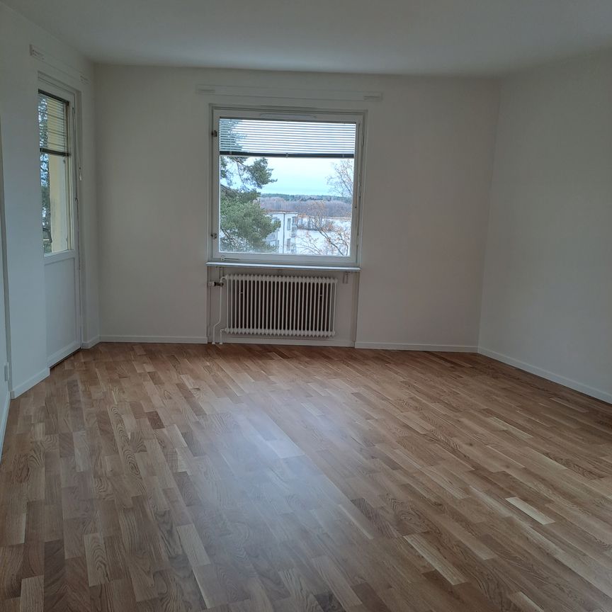 Skogsvägen, Strängnäs - Foto 1