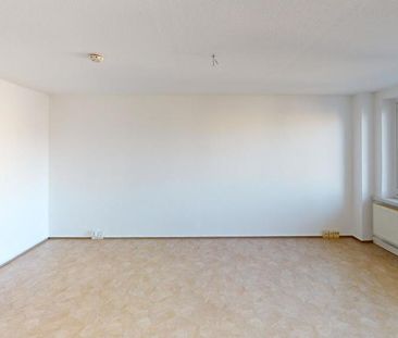 Direkt im Zentrum gelegene 2-Raum-Wohnung mit Balkon - Photo 1