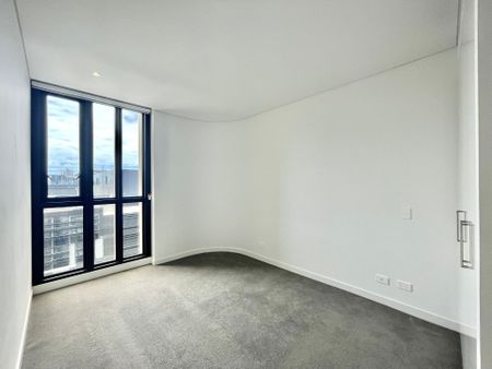 Luxury North Facing Three Bedroom with Two Car Space at Waterfall for Rent - Photo 3