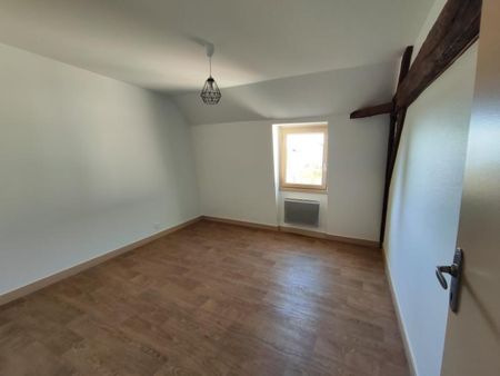 Location Appartement 4 pièces 75m² POITIERS 86000 - Photo 5