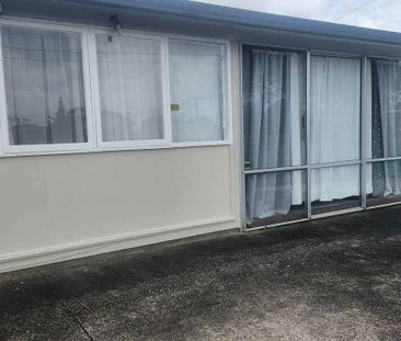 Spacious 4BR Family Home in Pakuranga - Photo 4