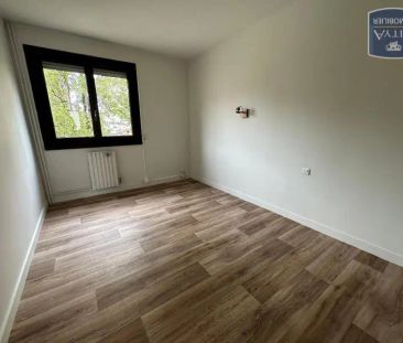 Appartement à louer 5 pièces 87.69m² - Photo 2