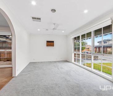 Spacious Family Home with Outdoor Entertaining & Double Garage - Photo 1