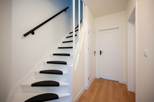 Te huur: Huis Mr. G. Groen van Prinstererlaan in Amstelveen - Photo 1