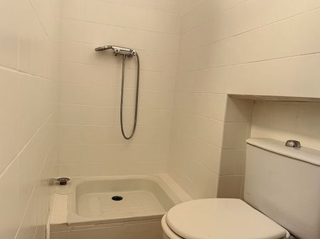 Location Appartement 3 pièces 73m² - Photo 5