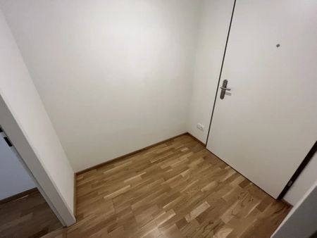 AKTION - Erster Monat Mietfrei! Tolle Ausstattung! Moderne 1-Zimmer-Wohnung mit Balkon! - Photo 2
