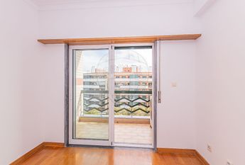 Apartamento T3 em Lisboa