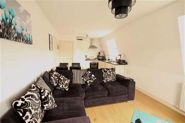 2 bedroom apartment to rent - Photo 1