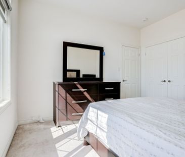 For Lease - 383 Royal West Drive, Brampton, Ontario - Photo 5