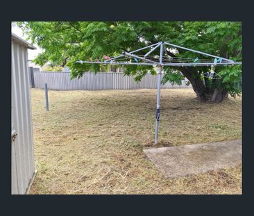 3 x 1 house with carport, - Photo 1
