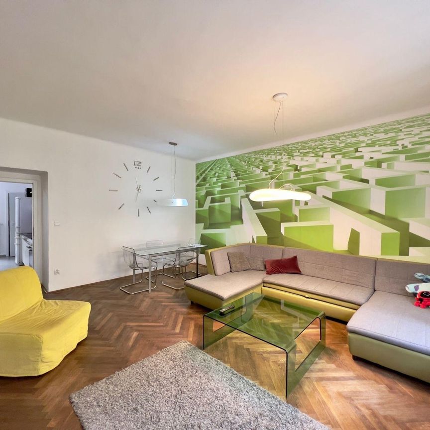 Pronájem bytu 2+1 75 m² - Fotografie 1