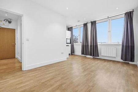 Studio to rent - Photo 4